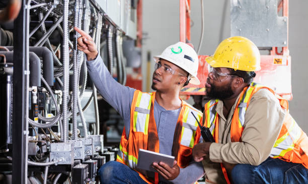 Best Electrician Near Me  in Salem, OR